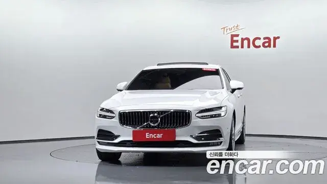 Volvo S90 2019 — Şəkil 17/39