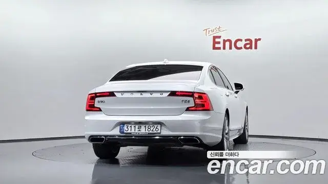 Volvo S90 2019 — Şəkil 9/39