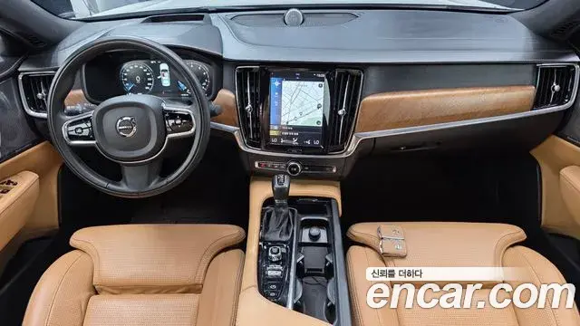 Volvo S90 2019 — Şəkil 25/39