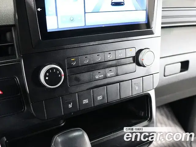 Hyundai Staria 2021 — Фото 7/20