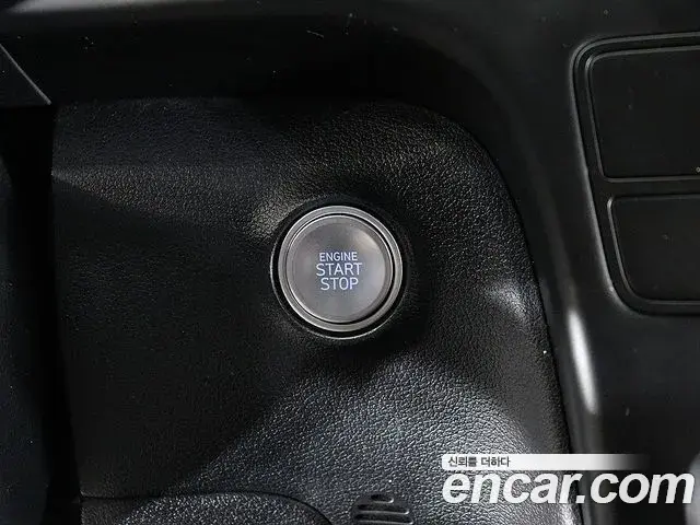 Hyundai Staria 2021 — Фото 15/20