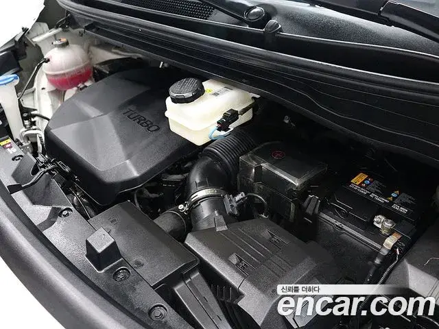 Hyundai Staria 2021 — Фото 20/20