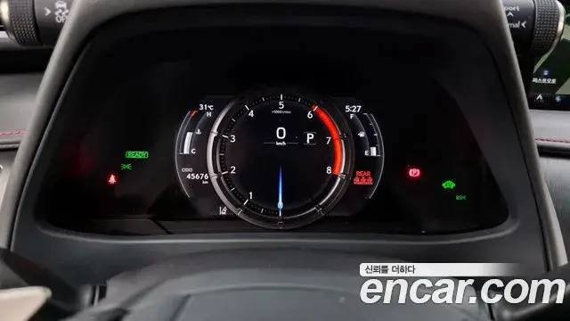 Lexus UX250h 2020 — ფოტო 22/32