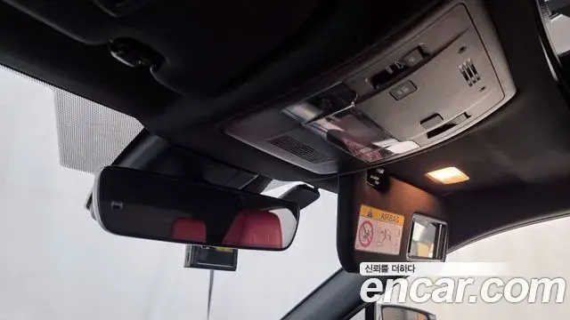 Lexus UX250h 2020 — ფოტო 2/32
