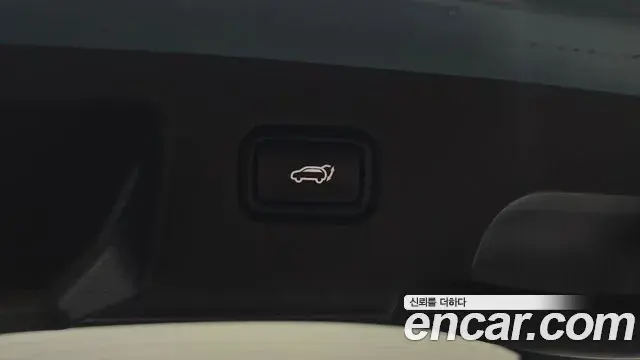 Kia Seltos 2023 — Photo 19/32
