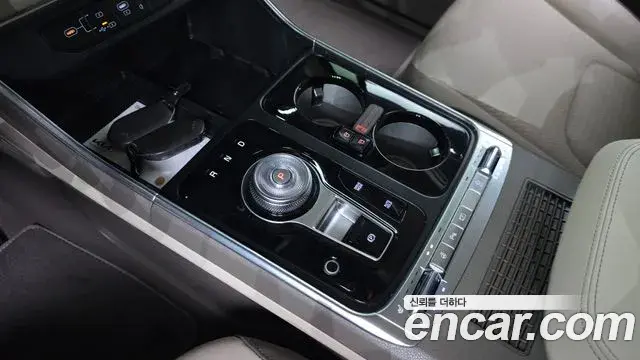 Kia Carnival 2024 — Фото 9/20