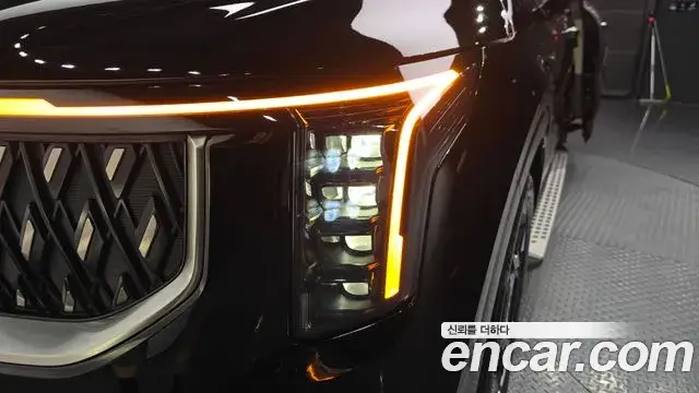 Kia Carnival 2024 — ფოტო 27/33
