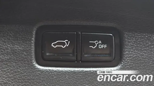 Kia Carnival 2024 — Фото 19/20