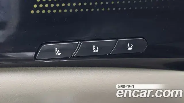 Kia Carnival 2024 — ფოტო 36/38