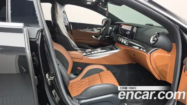Mercedes-Benz AMG GT 2020 — Şəkil 34/36