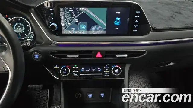 Hyundai Sonata 2022 — Фото 13/20