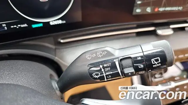 Kia Carnival 2021 — Şəkil 31/40