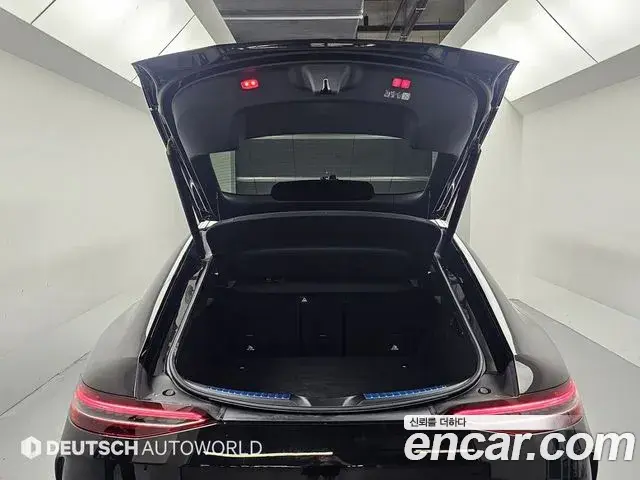 Mercedes-Benz AMG GT 2022 — Фото 18/20