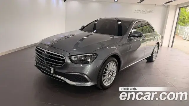 Mercedes-Benz E-Class 2022 — Фото 10/19