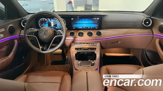 Mercedes-Benz E-Class 2022 — Фото 6/19
