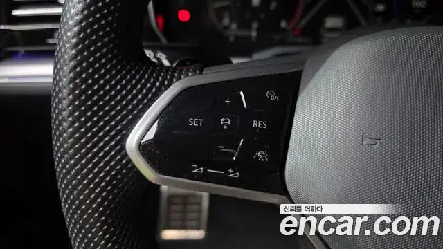 Volkswagen Touareg 2021 — Şəkil 9/36