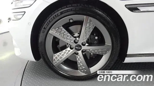 Genesis G80 2024 — ფოტო 7/20