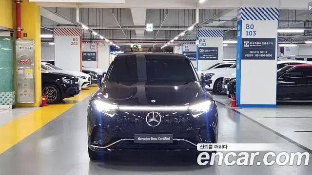 Mercedes-Benz EQS SUV 2023 — ფოტო 15/20