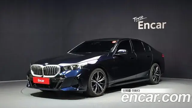 BMW 5 Series 2026 — Şəkil 21/32
