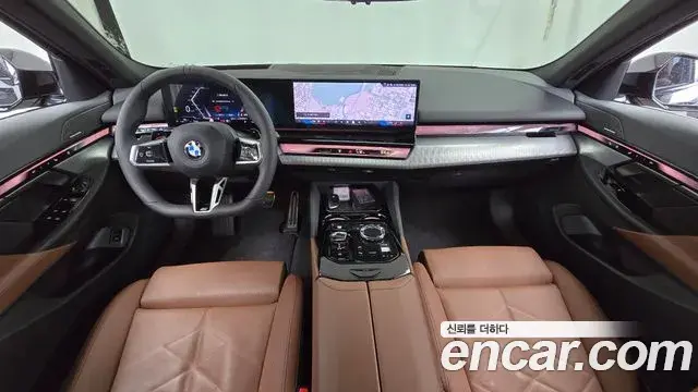 BMW 5 Series 2026 — Şəkil 30/32