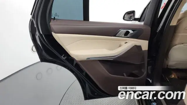 BMW X5 2019 — Şəkil 30/34