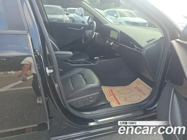 Kia Niro 2022 — Фото 4/20