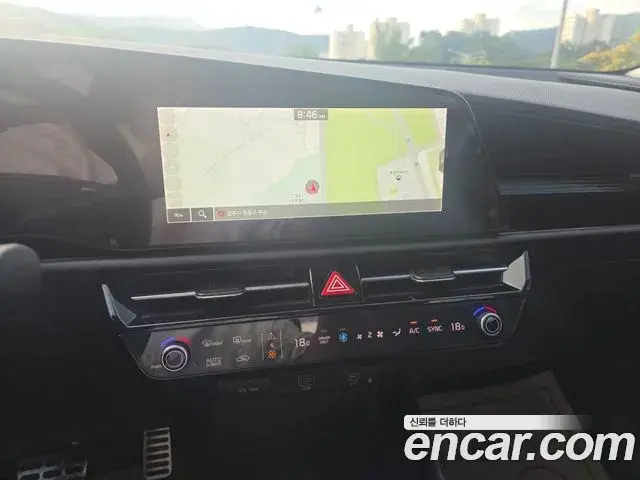 Kia Niro 2022 — Фото 17/20