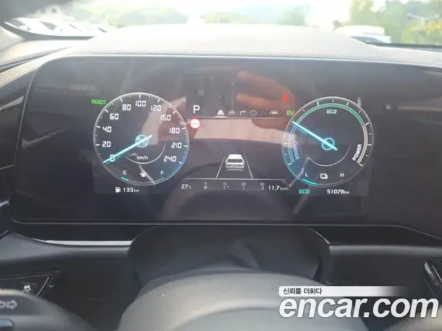 Kia Niro 2022 — Фото 20/20