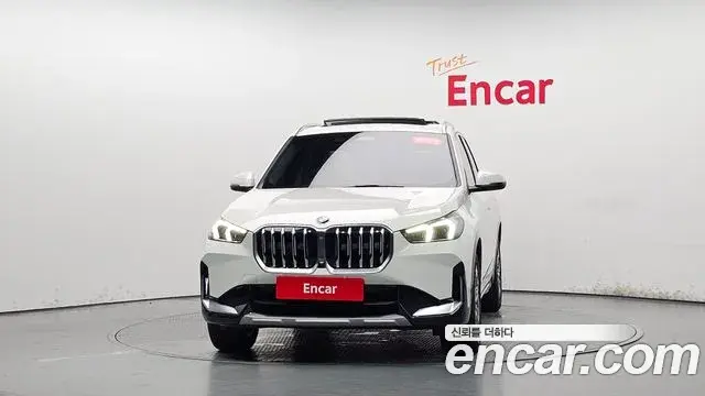 BMW X1 2025 — Şəkil 9/35