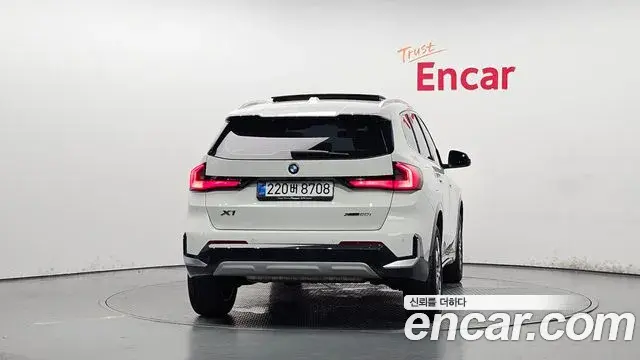 BMW X1 2025 — Şəkil 34/35