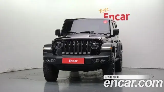 Jeep Wrangler 2020 — Фото 3/20
