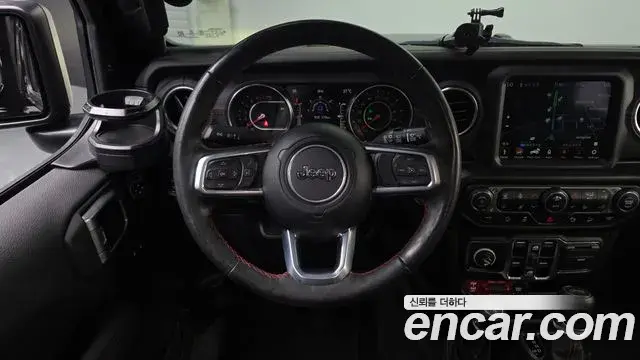 Jeep Wrangler 2020 — Фото 13/20