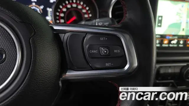 Jeep Wrangler 2020 — Фото 17/20