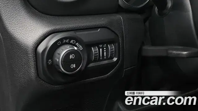 Jeep Wrangler 2020 — Photo 13/30