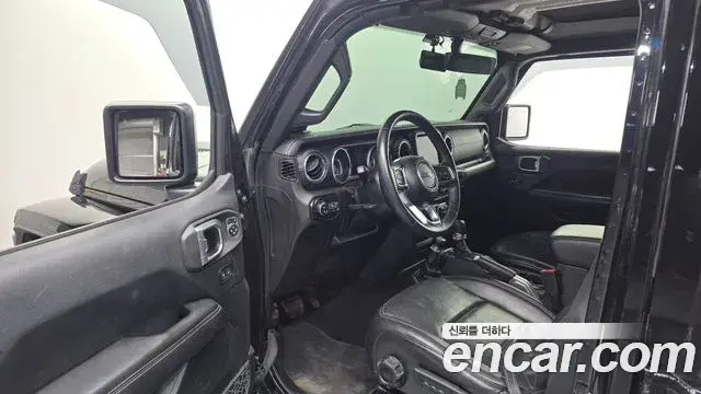Jeep Wrangler 2018 — Фото 10/20
