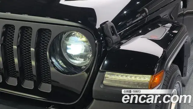 Jeep Wrangler 2018 — Photo 10/31