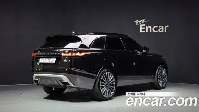Land Rover Range Rover Velar 2019 — Photo 16/20