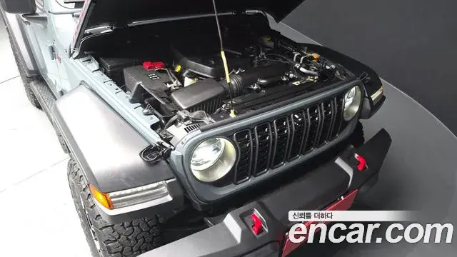 Jeep Wrangler 2024 — ფოტო 1/20