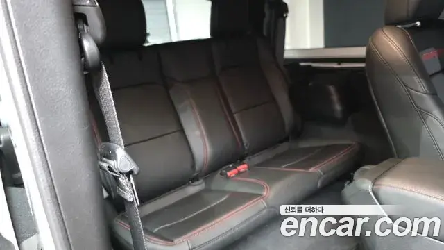 Jeep Wrangler 2024 — ფოტო 5/20