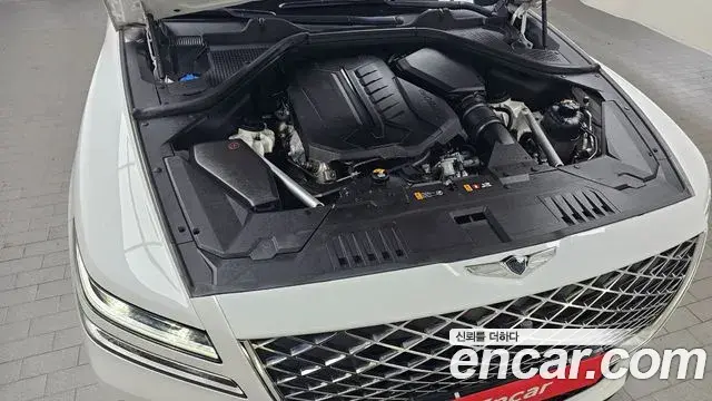 Genesis GV80 2021 — ფოტო 19/20