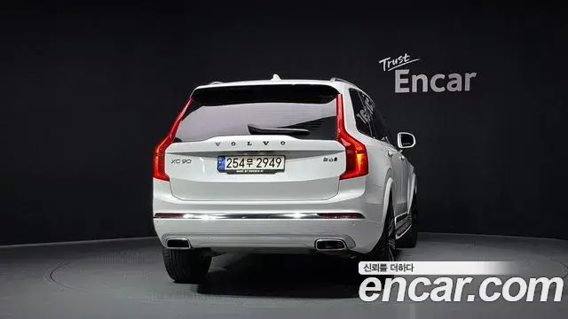 Volvo XC90 2021 — Фото 4/20