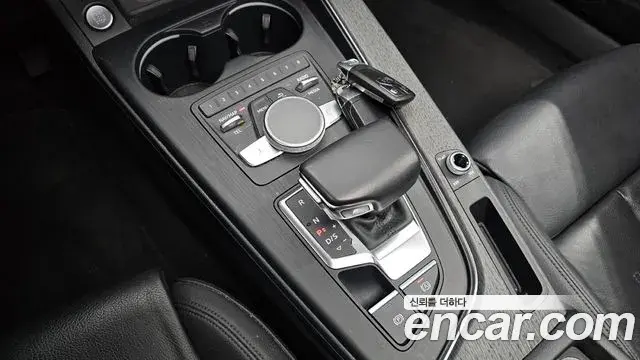 Audi A4 2019 — Photo 22/30