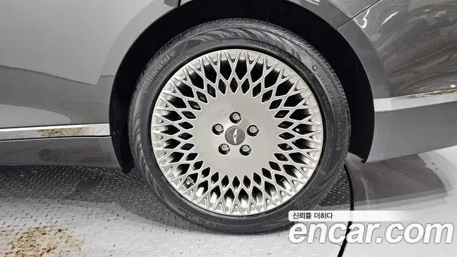 Genesis G80 2022 — ფოტო 20/33