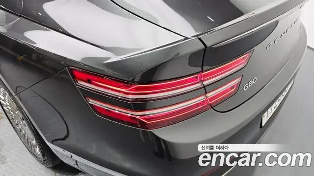 Genesis G80 2022 — ფოტო 22/33