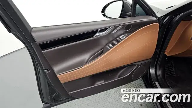 Genesis G80 2022 — ფოტო 13/33