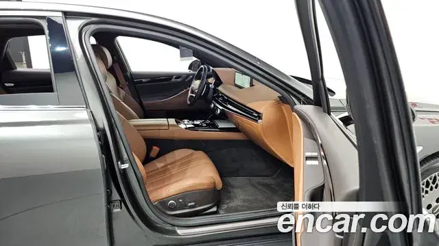 Genesis G80 2022 — ფოტო 31/33