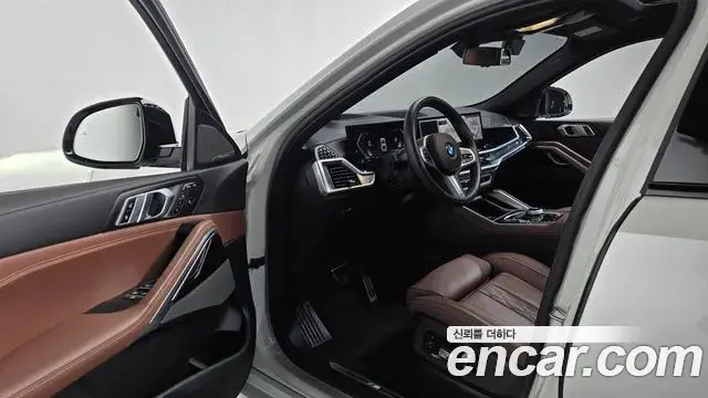BMW X6 2025 — Фото 10/20