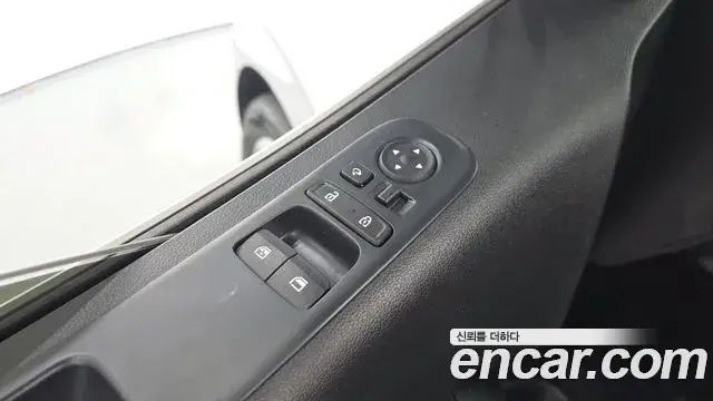 Hyundai Staria 2021 — Şəkil 17/31