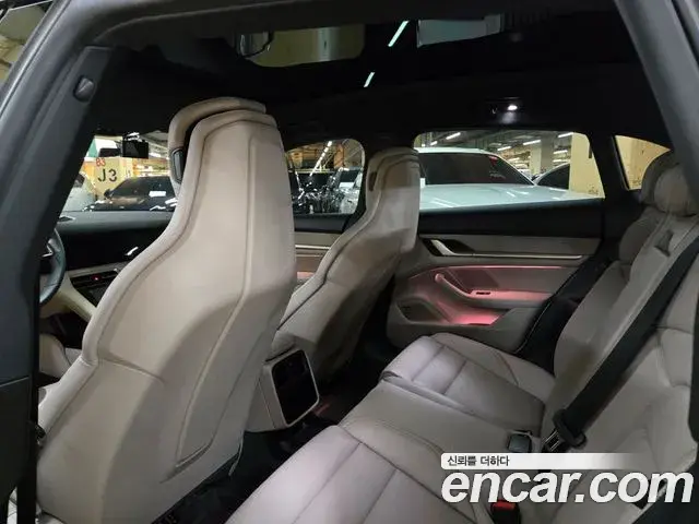 Porsche Taycan 2024 — Photo 11/20