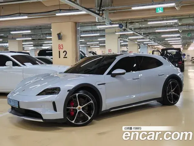 Porsche Taycan 2024 — Photo 20/20